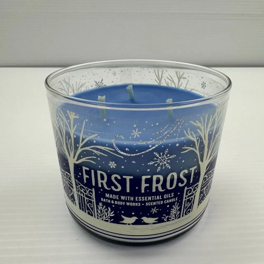 Bath & Body Works First Frost 3-Wick Scented Candle 14.5 oz Winter Blue - Picture 2 of 9